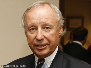 Police say hedge fund adviser Thierry de la Villehuchet's body had wrist and bicep cuts.