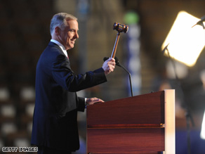 Democratic National Committee Chairman Howard Dean calls the convention to order.