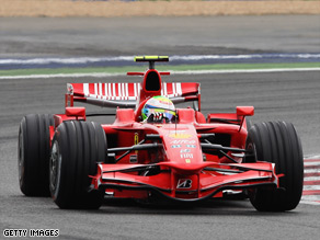 Massa now leads the drivers' standings by two points from Kubica.