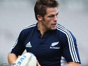 Injured All Blacks captain Richie McCaw has returned to training well ahead of schedule.