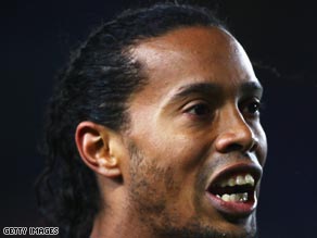 art.ronaldinho.gi.jpg
