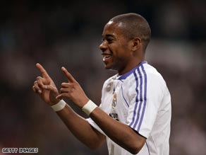 Chelsea have made signing Real Madrid forward Robinho their top priority this summer.