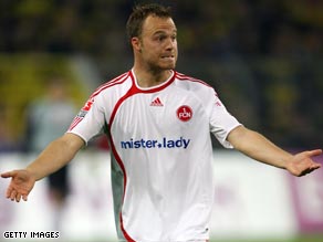 Dane Jacobsen can play in central defense or at right back and is expected to sign a one-year contract.