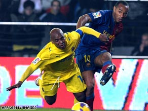 Thierry Henry's goal ensured that Barcelona left for their winter break with a 10 point title advantage.