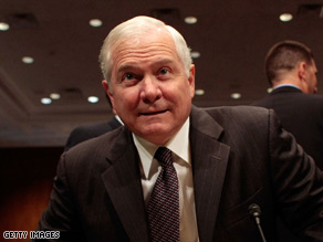 U.S. Defense Secretary Robert Gates said there should be a focus on increasing the size of the Afghan army.