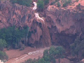 Floodwaters in the Grand Canyon at the weekend forced the evacuation of hundreds of people.