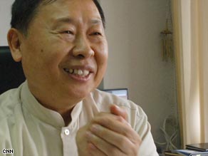 Master Raymond Lo is a professional feng shui and destiny consultant, based in Hong Kong.
