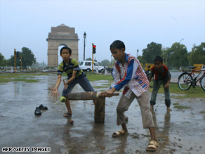 art.india.rain.afp.gi.jpg