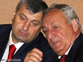 Presidents Eduard Kokoity of South Ossetia and Sergei Bagapsh of Abkhazia at the Russian Duma.