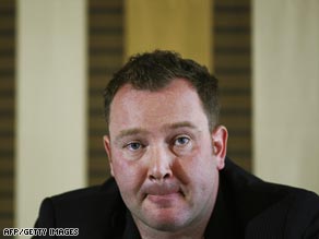 Vince Acors said he had been "extremely naive" about Muslim law.