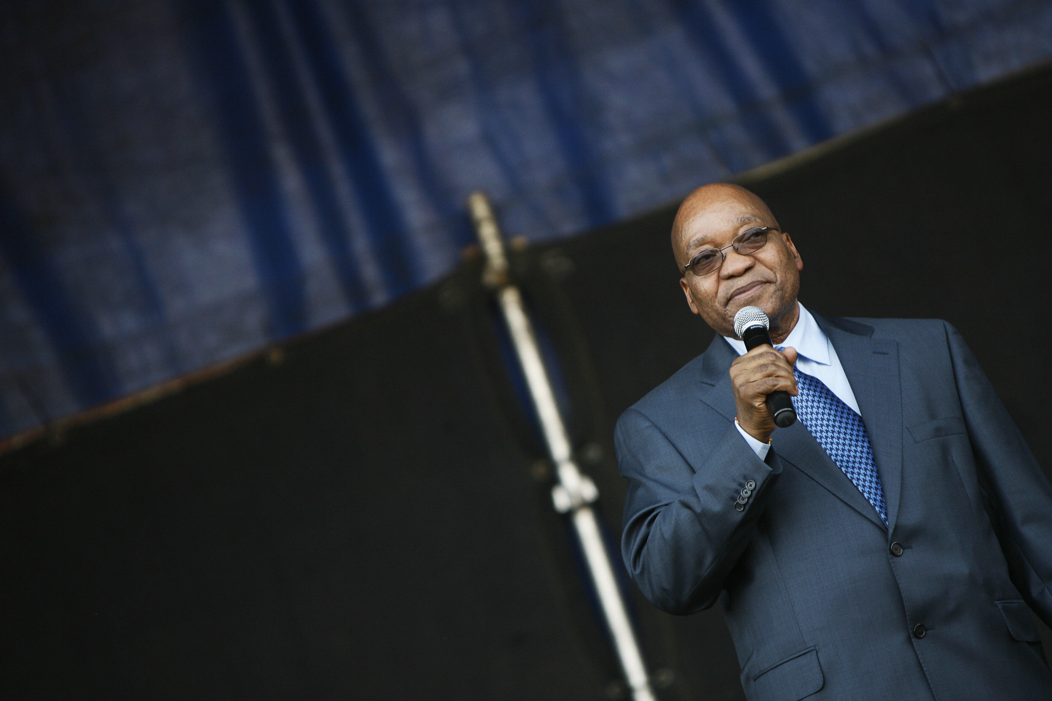 Zuma addresses his supporters at the courthouse.