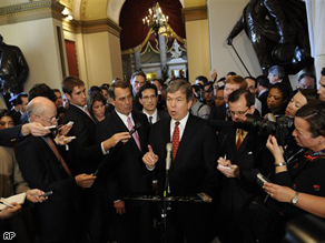 House Minority Whip Roy Blunt, center, accompanied by House Minority Leader John Boehner, Rep. Eric Cantor, and Rep. Adam Putnam, speaks to reporters on Capitol Hill in Washington, Monday, after the House vote on the financial bailout package failed.