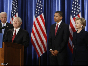 Barack Obama's cabinet choices reflect a centrist approach in the tradition of former President Bill Clinton.