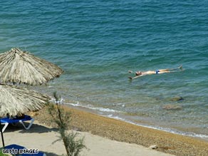 Leaders will gather on the shores of the Dead Sea to discuss how to keep the world economy afloat.