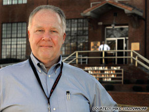 Mike Graczyk poses outside the Texas death chamber prior to an execution in January.
