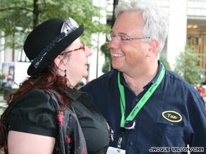 Petrona Zickgraf and  Joe Kubinski celebrated their one year anniversary at Dragon*Con this year.