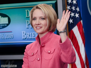 Dana Perino Dana S Legs Skirt And Boots Dana And The Us Flags Dana 