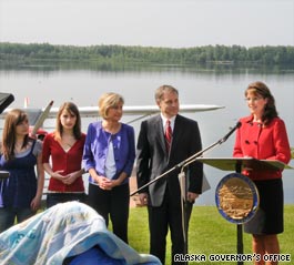 Palin: 'I know when it's time to pass the ball'