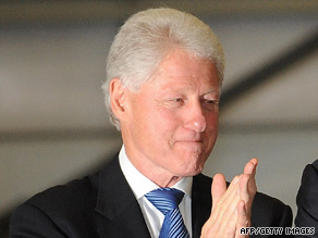 To their elation of their families, Bill Clinton returned to the U.S. with journalists Laura Ling and Euna Lee.