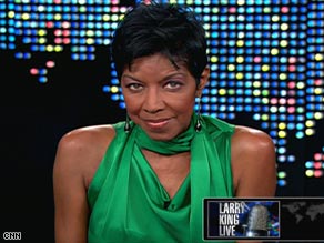 Singer Natalie Cole continues to tour, despite being on dialysis three times a week.