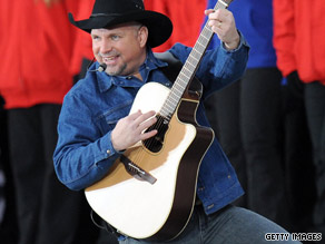 Garth Brooks played two secret concerts in Vegas earlier this summer. Now he's signed on for an engagement.