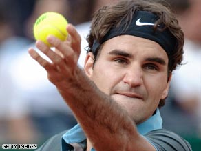 Roger Federer is through the quarterfinals in Rome after defeating Radek Stepanek with ease.