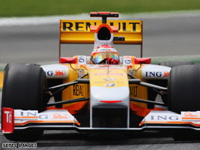 Fernando Alonso racing for Renault F1