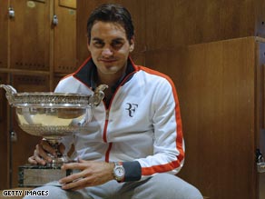 Federer and Stanislav Wawrinka stand on the Beijing podium after winning doubles gold.