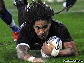 Ma'a Nonu goes over for New Zealand's only try in their narrow victory over France in Wellington.