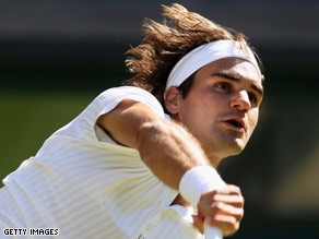 Roger Federer serves during his Wednesday match against Guillermo Garcia-Lopez.