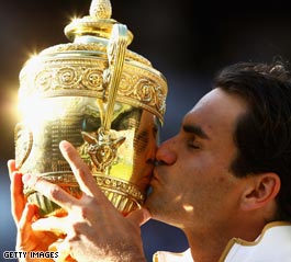 Federer claims record 15th grand slam title
