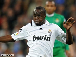 Real Madrid midfielder Diarra is critical of his time playing for Arsene Wenger at Arsenal.