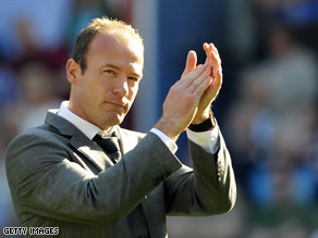 Alan Shearer will talk to Newcastle United later this week about his future.