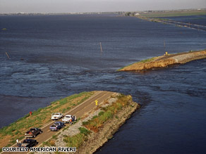 A levee breach in the Sacramento-San Joaquin River System could have dire effects, a new report says.