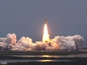 Space shuttle Atlantis launched successfully from Florida Monday on its way to the Hubble telescope.