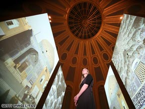 General admission to many of London's museums is free. Some special exhibitions require paid entrance.
