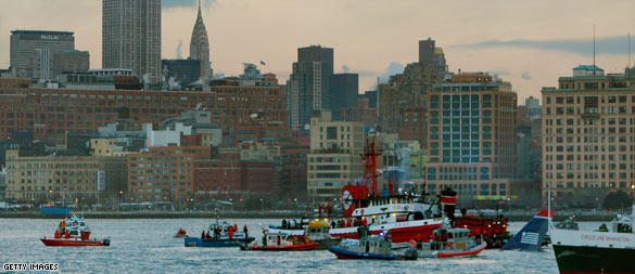 Airplane Crash Lands Into Hudson River All Aboard Reported Safe Off