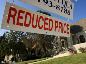 An index of home prices in 20 major metropolitan areas fell at a record annual pace in November of 2008, according to a recent report.