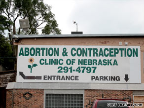 art.omaha.abortion.clinic.1.cnn.jpg