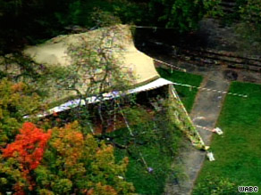 Gadhafi often takes an ornate tent with him on trips, using it to entertain and hold meetings.