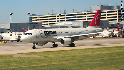 Pilots: Air traffic controllers to blame