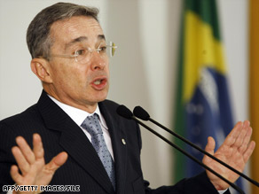Colombian President Alvaro Uribe says authorities foiled an assassination plot against the country's defense chief.