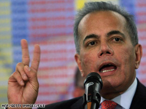 Mayor flees Venezuela, says Chavez after him