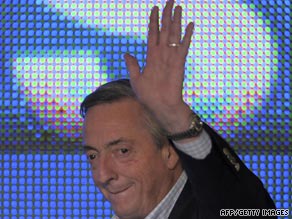 Former Argentine Nestor Kirchner accepts defeat Sunday in legislative elections in Buenos Aires.