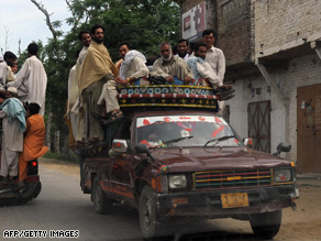 Pakistani officials expect 500,000 civilians to flee the fighting in the Swat Valley.