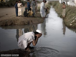 pakistani refugees