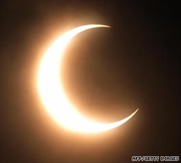 Indian moms-to-be avoid birth during eclipse