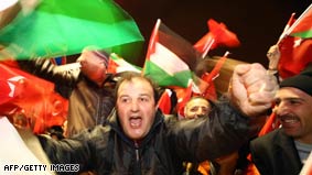 Turkish PM cheered at home after Gaza debate