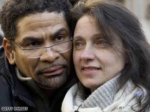 Multiple sclerosis sufferer Debbie Purdy, here with her husband Omar Puente in October 2008.