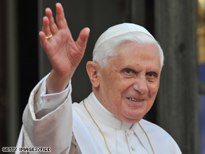 Pope Benedict XVI's meeting with Jewish leaders comes on the heels of controversy.